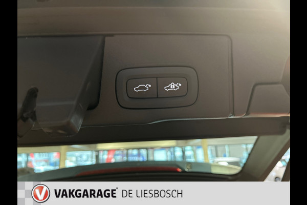 Volvo XC60 2.0 Recharge T6 AWD Plus Bright / panorama-dak / Leder / Harman Kardon / stoel en stuur verwarming