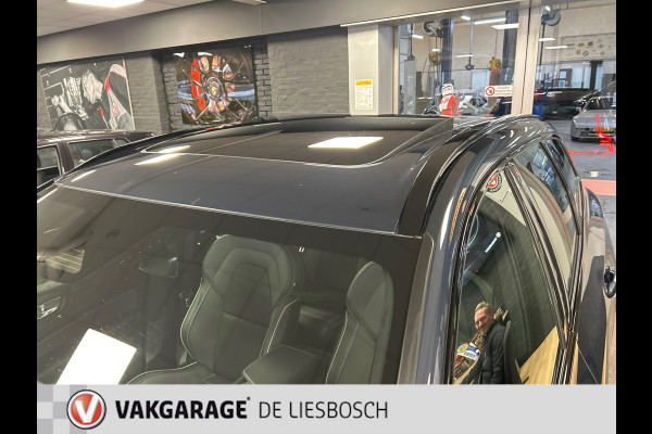 Volvo XC60 2.0 Recharge T6 AWD Plus Bright / panorama-dak / Leder / Harman Kardon / stoel en stuur verwarming