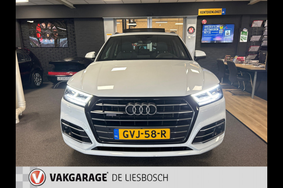 Audi Q5 55 TFSI e quattro Competition / S-line / Panorama-dak / head-up display /