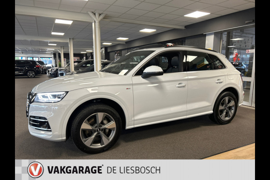 Audi Q5 55 TFSI e quattro Competition / S-line / Panorama-dak / head-up display /