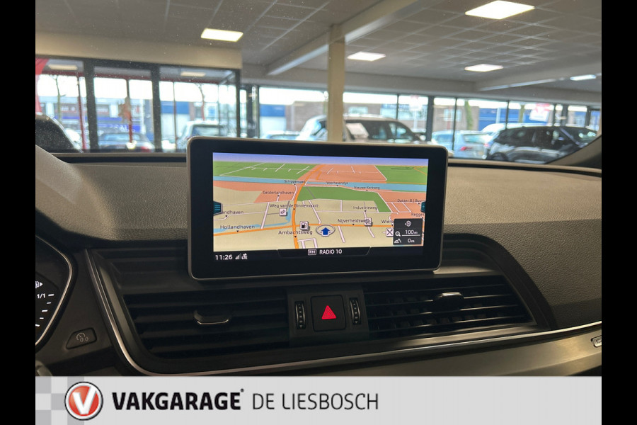 Audi Q5 55 TFSI e quattro Competition / S-line / Panorama-dak / head-up display /