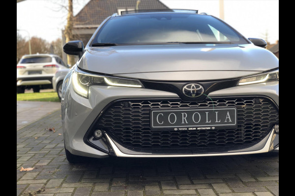 Toyota Corolla Touring Sports 2.0 Hybrid GR Sport Plus | Panoramadak, JBL, Stoel + Stuurverwarming, Elektrische achterklep, Blind Spot, Parkeersensoren