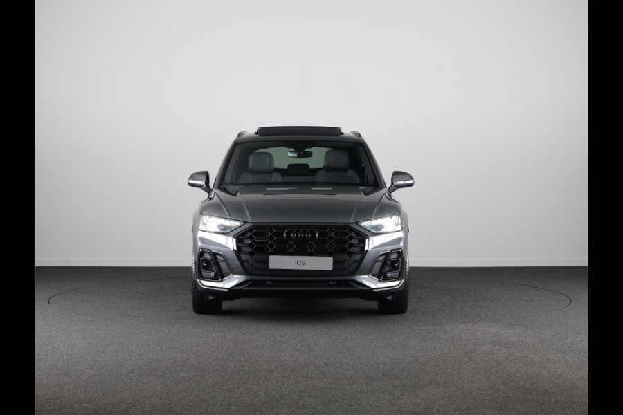 Audi Q5 50 TFSI e S edition Competition Panormadak, luchtvering, adaptive cruise control, comfortsleutel