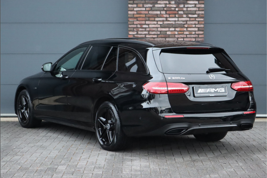 Mercedes-Benz E-Klasse Estate 300 de AMG Line 'Night Edition' Aut9 | Schuifdak | Dodehoekassistent | Camera | Augmented Reality | Sfeerverlichting | Stoelverwarming | DAB |