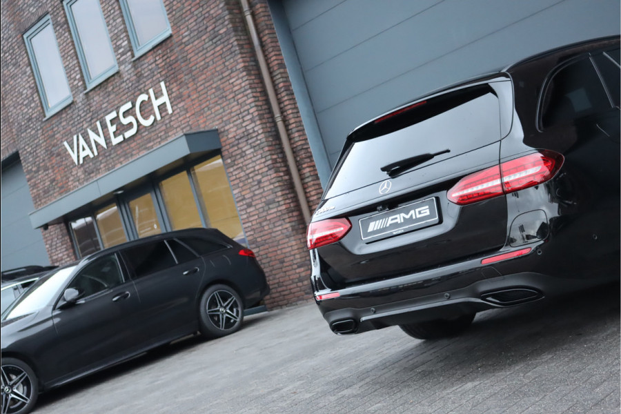 Mercedes-Benz E-Klasse Estate 300 de AMG Line 'Night Edition' Aut9 | Schuifdak | Dodehoekassistent | Camera | Augmented Reality | Sfeerverlichting | Stoelverwarming | DAB |