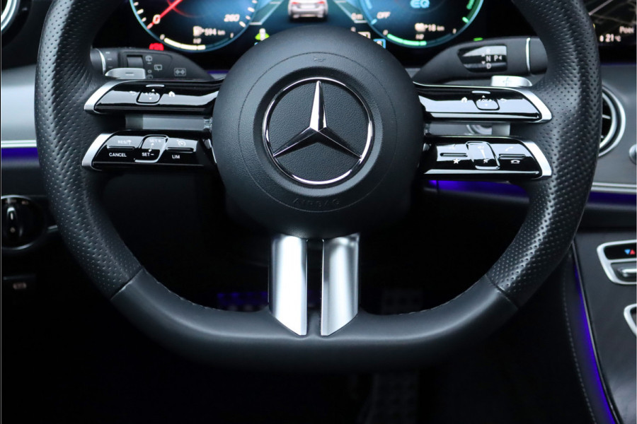 Mercedes-Benz E-Klasse Estate 300 de AMG Line 'Night Edition' Aut9 | Schuifdak | Dodehoekassistent | Camera | Augmented Reality | Sfeerverlichting | Stoelverwarming | DAB |