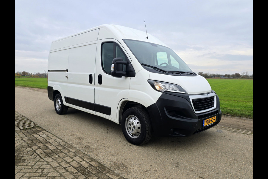 Peugeot Boxer 333 2.0 BlueHDI L2 H2 - 130 Pk - Euro 6 - ParkeerCamera - Airco - Cruise Control