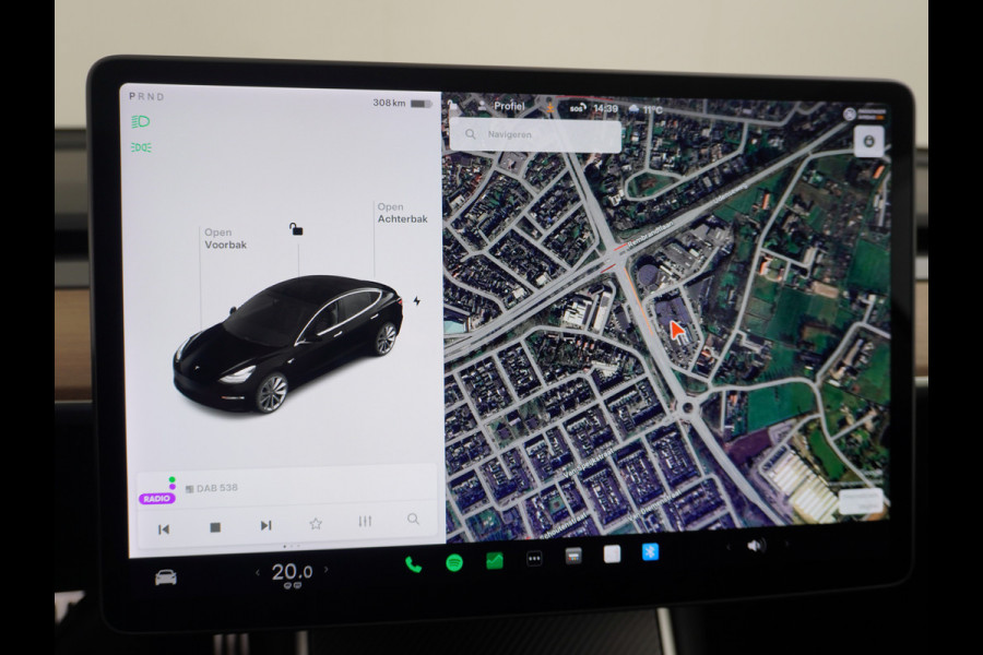 Tesla Model 3 Long Range 75kWh 463PK Full Self Driving 3 computer FSD v.b. Lmv 19" Premium-Audio 4wd Dual Motor AutoPilot Panoramadak Camera's Stoel en achterbank verwarming Keyless Electr.Stoelen-L+R+Easyaccess 1e Maand Gratis Premium Connectivity! Origineel Nederlandse auto! Grip en veiligheid door 4wd AWD vierwielaandrijving