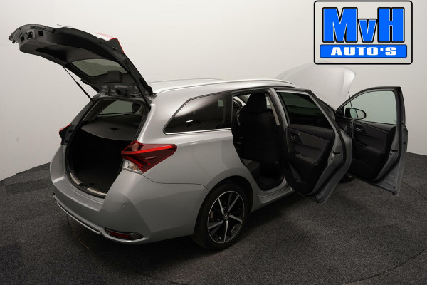 Toyota Auris Touring Sports 1.8 Hybrid Dynamic Ultimate|LUXE!