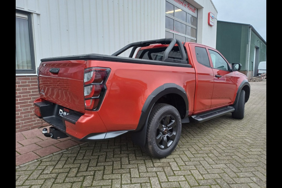 Isuzu D-max Extended Cab V-Cross AT MY24 BPM Vrij Namibu Orange