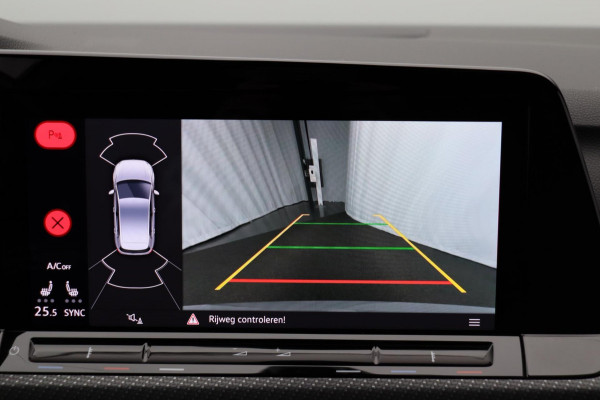 Volkswagen Golf 1.5 eTSI R-Line Pano/dak Apple/Carplay Adpatieve/Cruise Achteruitrijcamera