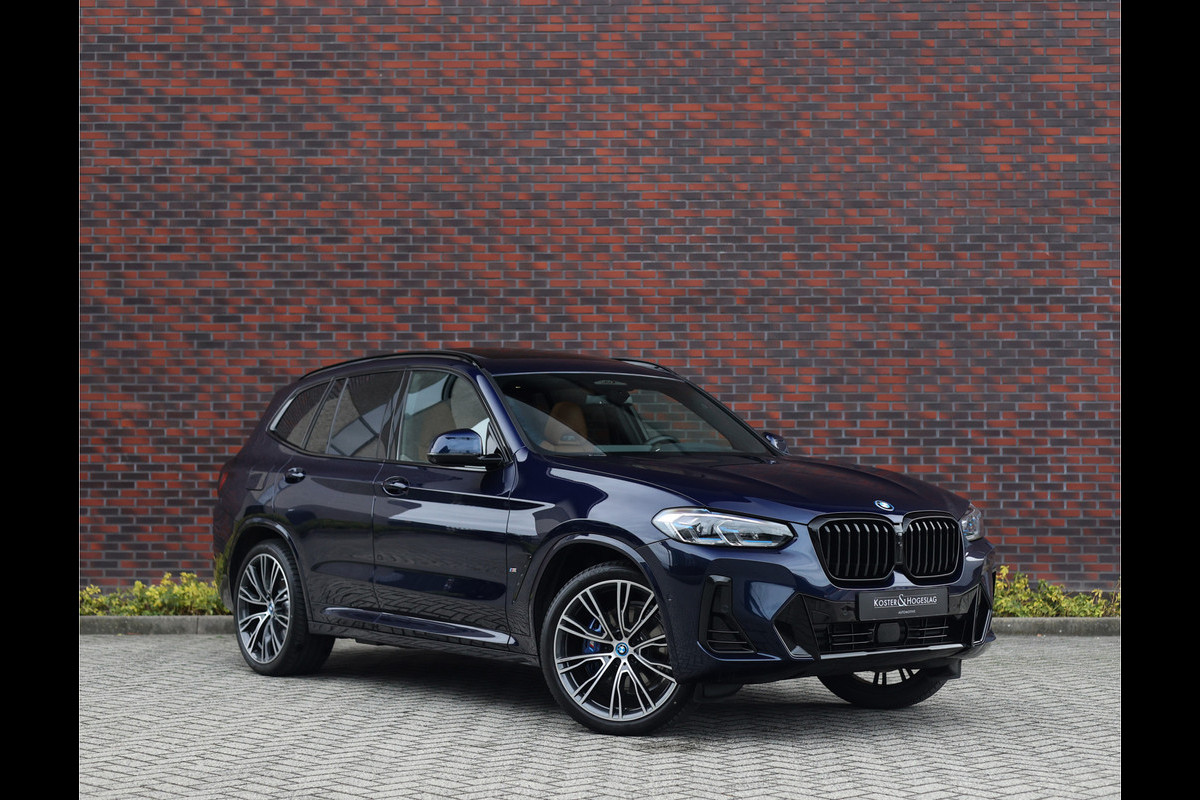 BMW X3 30e xDrive *Individual*Pano*HUD*Trekhaak*