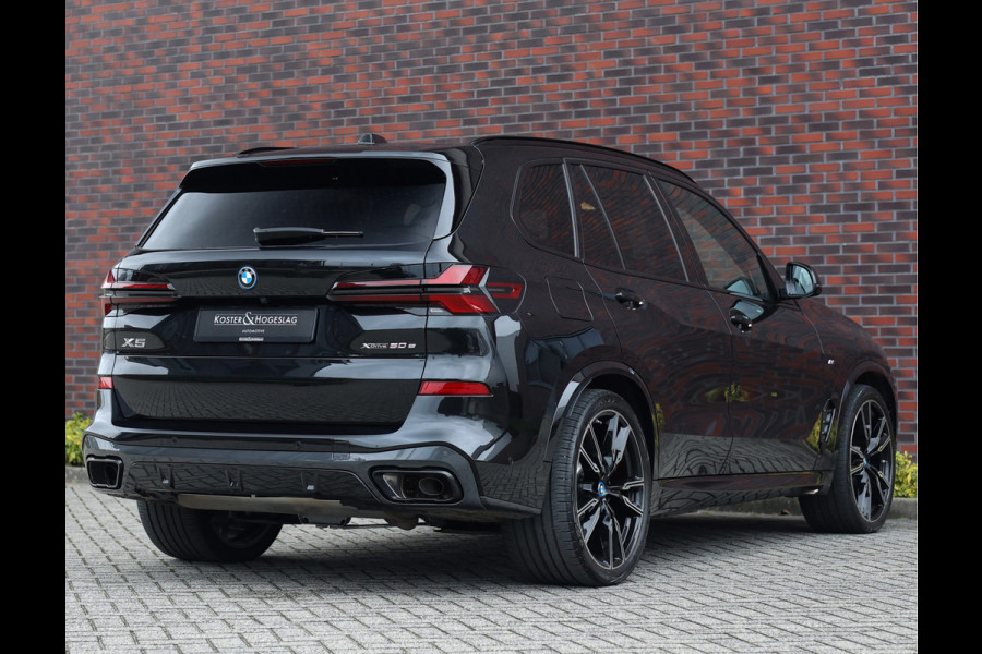 BMW X5 xDrive50e *Sky Lounge*HUD*Trekhaak*Bow&Wil*