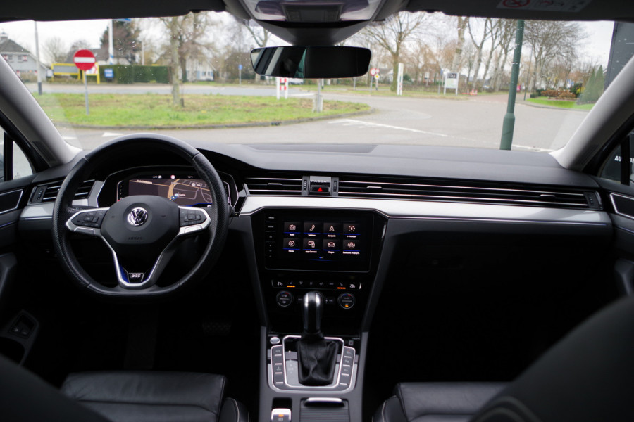 Volkswagen Passat Variant 1.4 TSI PHEV GTE 218 PK Business, Leder, Full-LED, Digitale Cockpit, Adap. Cruise Control