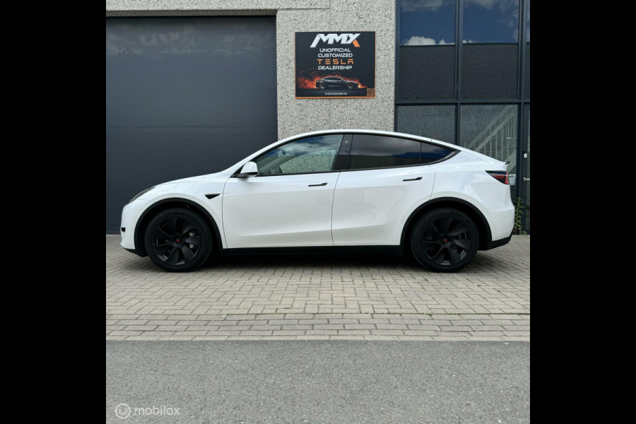 Tesla Model Y RWD WIT INTERIEUR MMX PACK