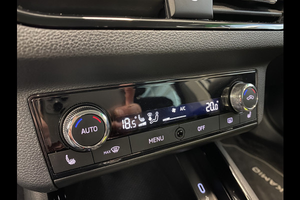 Škoda Kamiq 1.5 TSI ACT Business Edition Carplay PDC Trekhaak Automaat 150PK! 2 Jaar garantie mogelijk* ( vraag naar de voorwaarde)