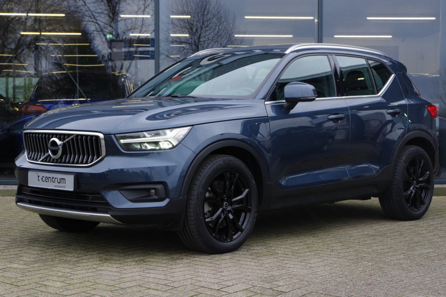 Volvo XC40 1.5 T5 262 PK Recharge Business Pro, Panoramadak, Elek. Trekhaak, LED, Camera