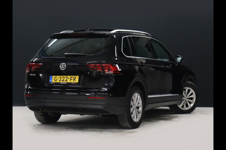 Volkswagen Tiguan 1.5 TSI ACT Sport [ADPATIVE CRUISE CONTROL, APPLE CARPLAY, SCHUIFKANTELDAK, MASSAGE STOELEN, DYN AUDIO, ALCANTARA, NIEUWSTAAT]