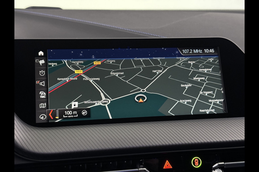 BMW 1-serie 118i M Sport Automaat | Panodak | Sportstoelen Verwarmd | Apple Carplay | 17"L.M | LED Koplampen | Navi Full Map |