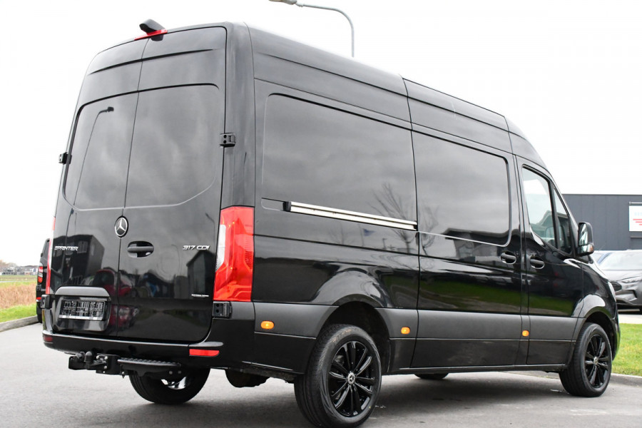 Mercedes-Benz Sprinter 317 1.9 CDI L2H2 RWD Camera, Cruise, Carplay, 3500KG Trekhaak, Mutlimedia, 170PK, Automaat, UNIEK!