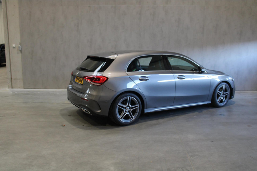 Mercedes-Benz A-Klasse 200 Launch Edition AMG-Pakket Wide Screen Camera NAP en Bovag garantie