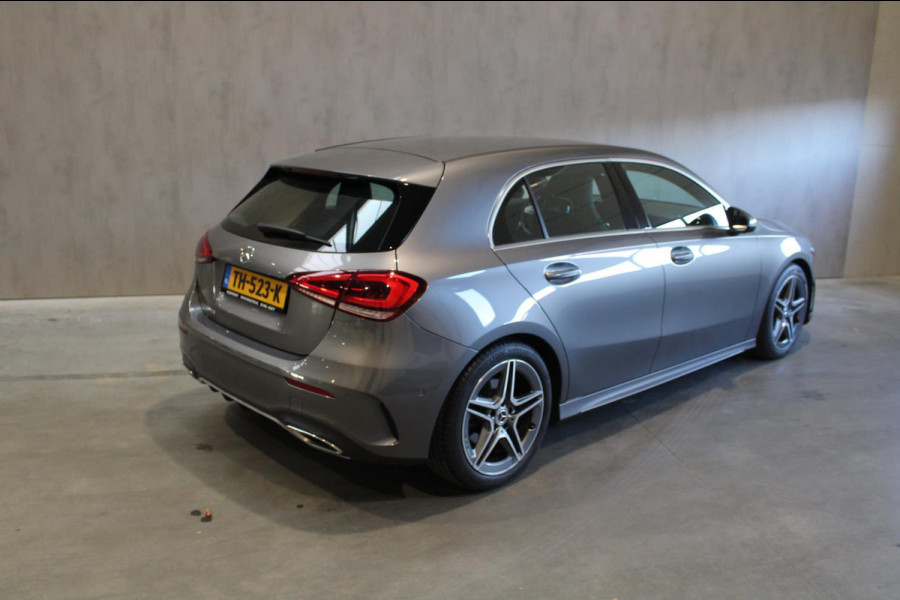 Mercedes-Benz A-Klasse 200 Launch Edition AMG-Pakket Wide Screen Camera NAP en Bovag garantie