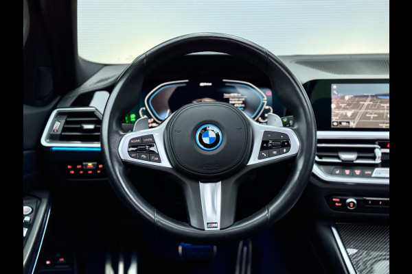 BMW 3-serie 330e xDrive Carbon/360/HUD/Pano