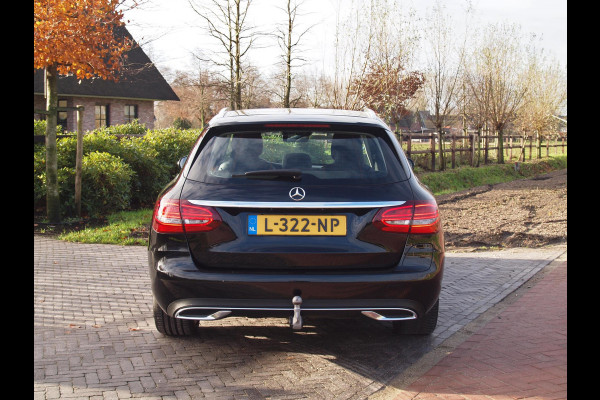 Mercedes-Benz C-Klasse Estate 300 de | Apple Carplay | Camera | Trekhaak | Cruise Control | LED |