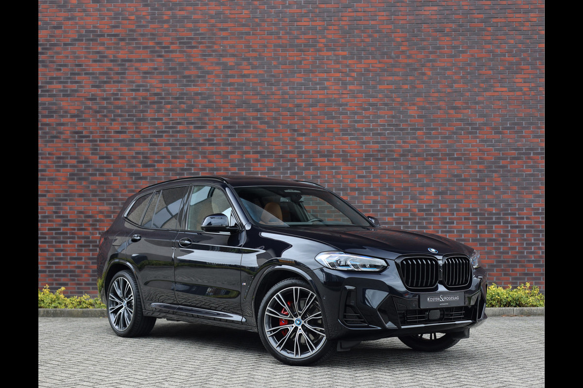 BMW X3 30e xDrive *M Sportstoelen*Pano*HUD*Trekhaak*