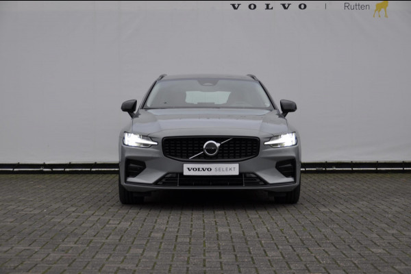 Volvo V60 B4 211PK Automaat Plus Dark Semi-elektrisch inklapbare trekhaak / Adaptive cruise control / Pilot assist / BLIS / Stoelverwarming voor en achter / Elektrische bedienbare stoelen voor met geheugen / Stuurverwarming / Parkeersensoren met camera / Elektrische achterklep / Keyless entry /