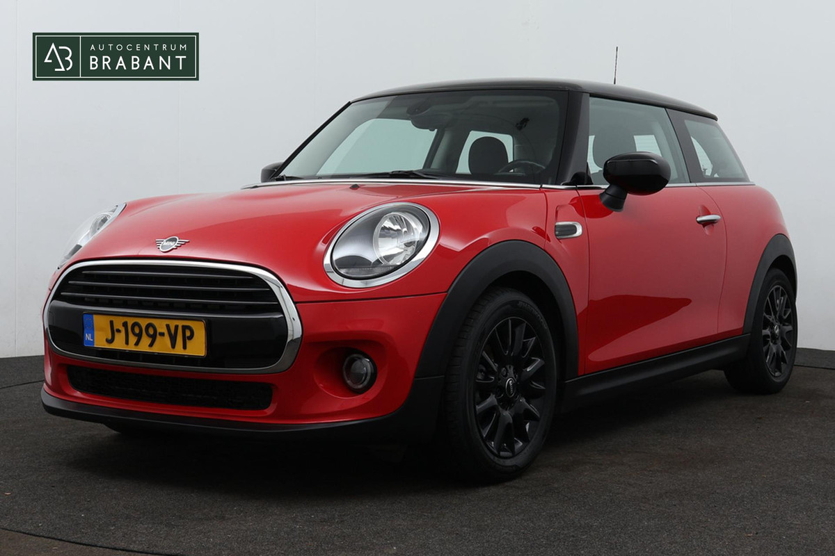 MINI Mini 1.5 Cooper Pepper Business FACE LIFT (1e Eig, Dealer OndH, NL-auto, Navi, Parkeersensoren, Airco, Cruise Con, Etc)