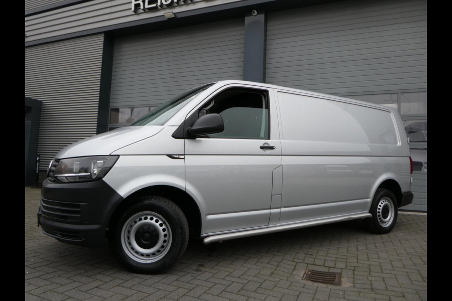 Volkswagen Transporter 2.0tdi 150pk, L2, Euro 6, Airco, Camera, trekhaak, Navigatie, Cruisecontrol.