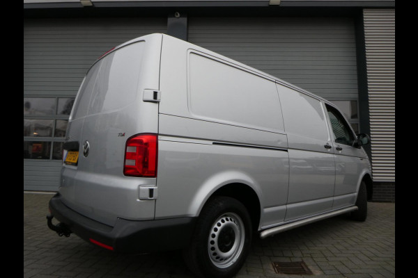 Volkswagen Transporter 2.0tdi 150pk, L2, Euro 6, Airco, Camera, trekhaak, Navigatie, Cruisecontrol.