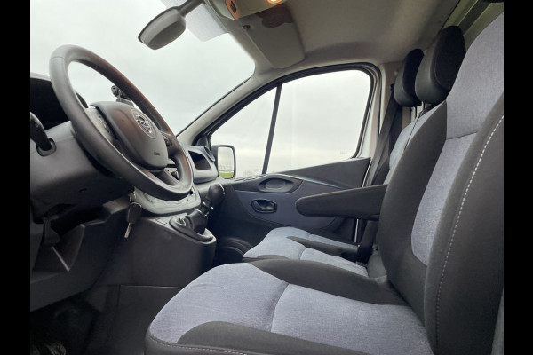 Opel Vivaro 1.6 CDTI 126pk E6 Edition, 3 Zits, Lease €239 p/m, Airco, Navi + Camera, PDC, Trekhaak, Volledig onderhoudshistorie aanwezig