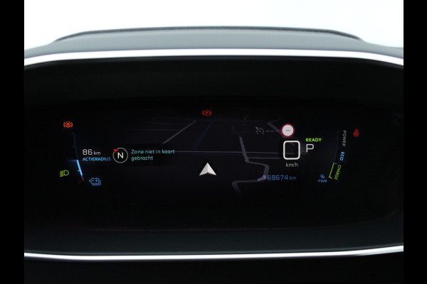 Peugeot e-2008 EV Allure Pack 50 kWh NL AUTO | CARPLAY | SOH BEKEND