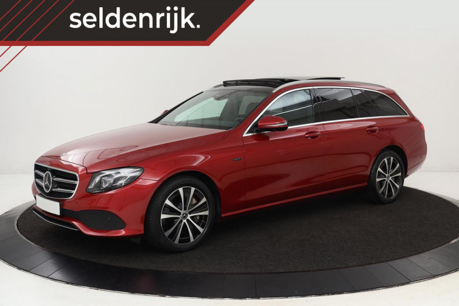 Mercedes-Benz E-Klasse 300de Avantgarde | Stoelventilatie | Head-Up | Adaptive cruise | Trekhaak | 360 camera | Panoramadak | Nappaleder | Carplay | Sfeerverlichting | Matrix LED | Verwarmd stuurwiel