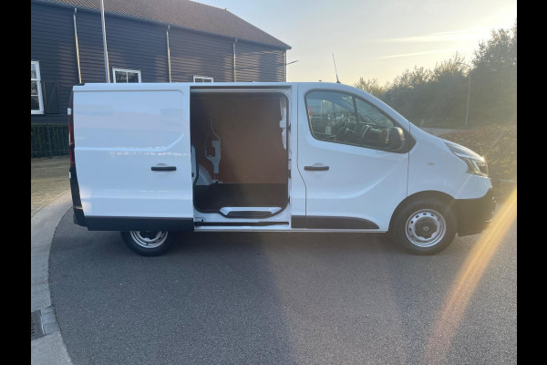 Renault Trafic 2.0 dCi 1L1H1 Comfort 146Pk Automaat Led-Verlichting Navigatie Pdc