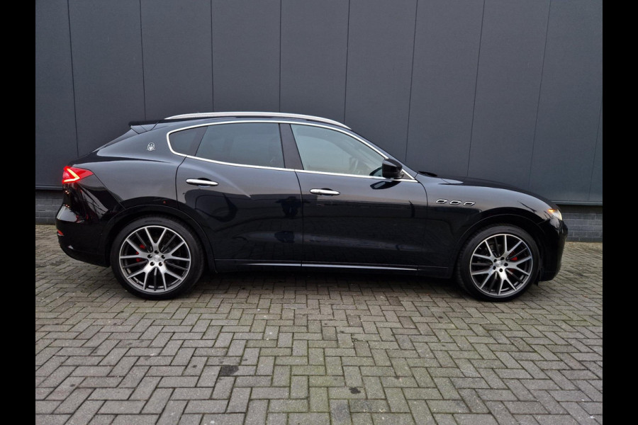 Maserati Levante 3.0 V6 D AWD Gransport /Pano /Luchtvering /Soundbox