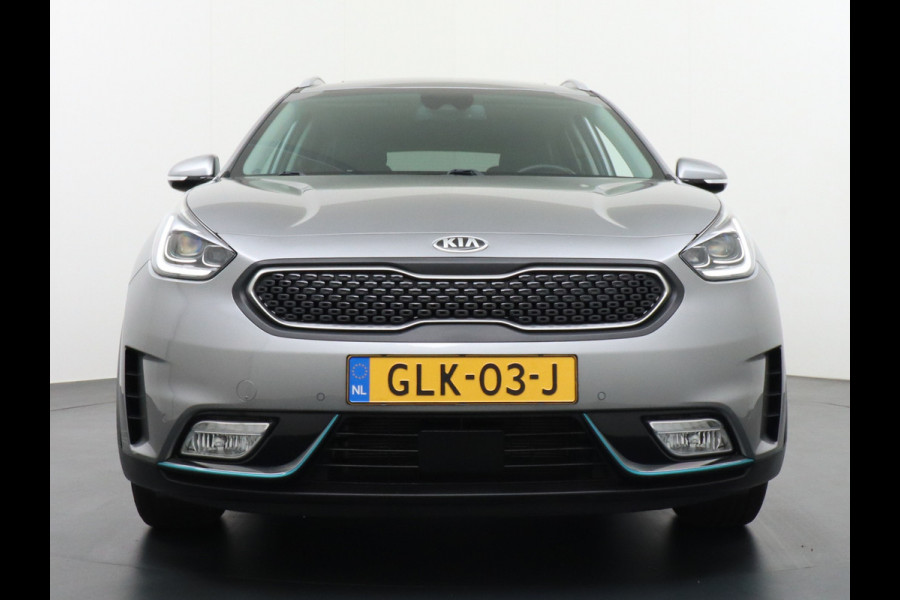 Kia Niro AUT. 6 141pk PHEV Leer+Elektr.+Verwarmd+Gekoeld/Geventileerd! Schuifdak Navi Apple Android Carplay AutoPilot Stuurbekr. Camera P Chroompack Priv.Glass Stuurverwarmd Licht+Regensensor trekhaak (1300kg trekgewicht /265Nm)k/ 37.000 nieuw !!