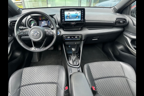 Toyota Yaris 1.5 Hybrid Dynamic - Automaat - Glasdak - Apple/Android - Camera - Climate