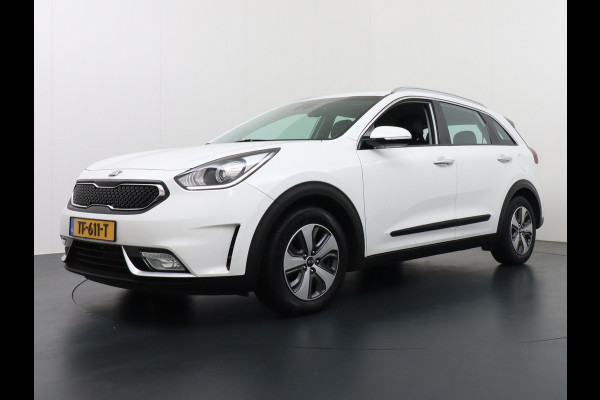 Kia Niro Hybrid AUT.6 DynamicLine Leer Navi Camera Apple Carplay Android Auto Spoorassistent active Keyless Pdc Tel. Usb Ecc Cruise Lane- Decordelen chroom  Glas solar control Voorruit verwarmbaar OPrig. NLse auto