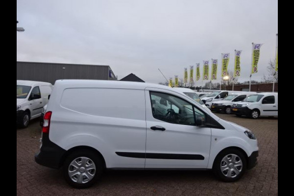 Ford Transit Courier 1.5 TDCI Trend Start&Stop AIRCO