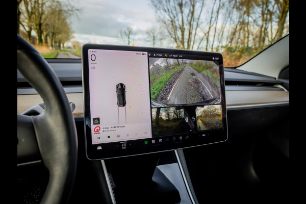 Tesla Model 3 Standard RWD Plus 60 kWh Autopilot | Panoramadak