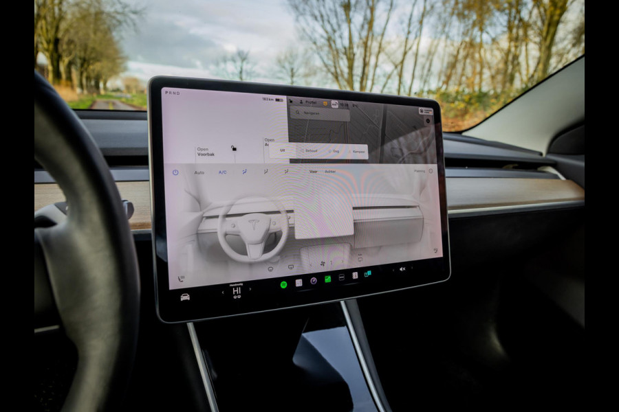 Tesla Model 3 Standard RWD Plus 60 kWh Autopilot | Panoramadak