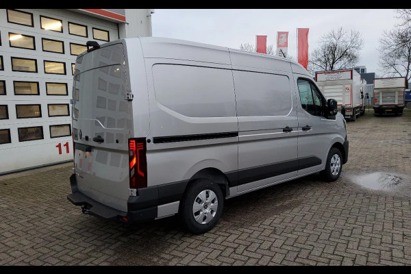 Renault Master 150.35 EURO 6 L2H2 GESLOTEN GRIJS METALLIC ETOILE - V-33-KRN