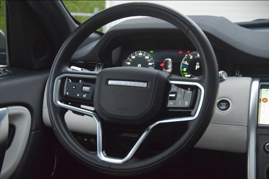 Land Rover Discovery Sport P300e 1.5 R-Dynamic HSE Panoramadak / Trekhaak / Navigatie