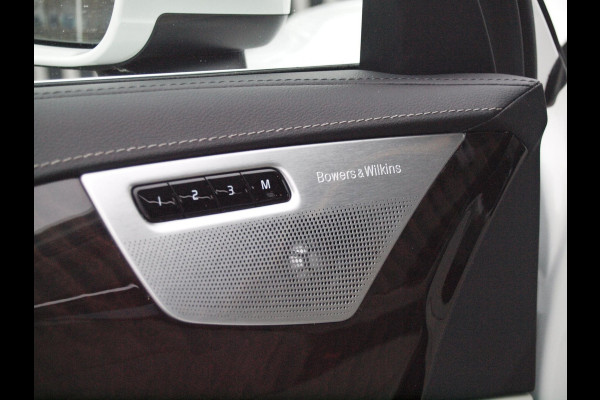 Volvo XC90 2.0 T8 Twin Engine AWD Inscription 7 Persoons | Panoramadak | Bowers & Wilkins | Camera | Cruise Control |