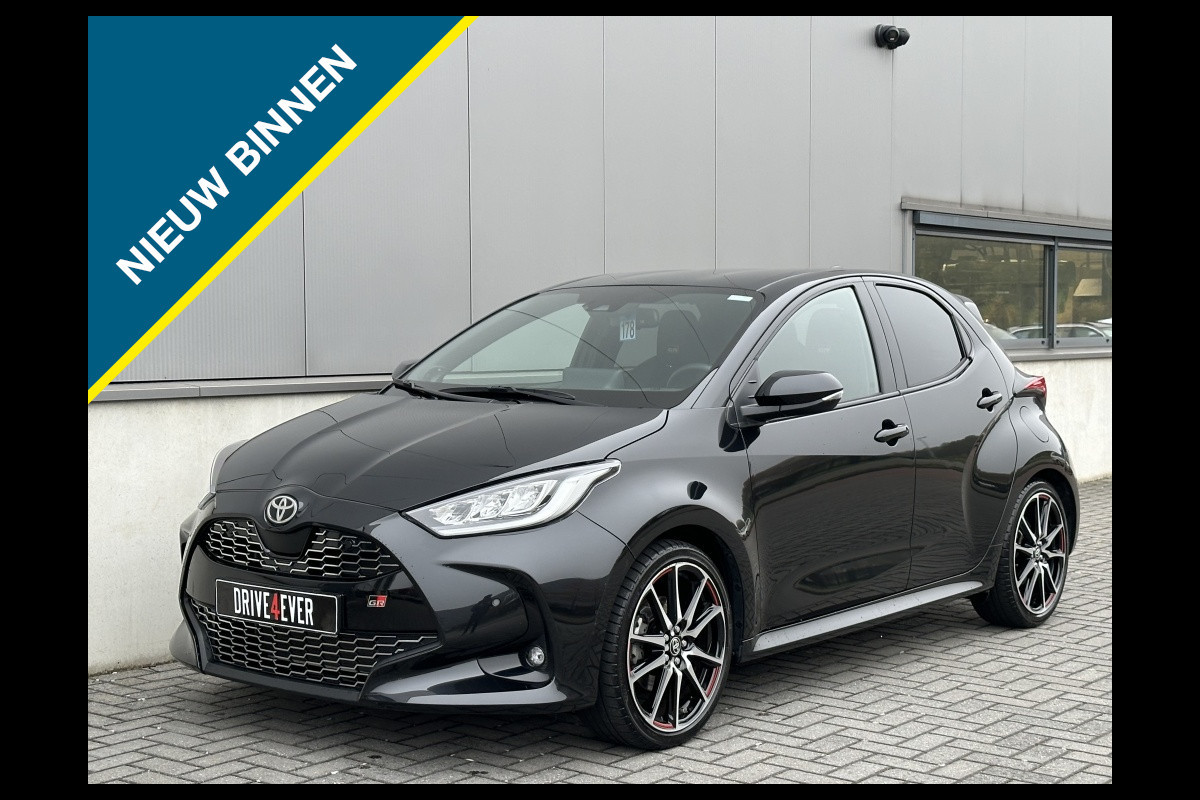 Toyota Yaris 1.5 Hyb. GR Sport 2023 NAVI CAMERA CR CONTROL SPORTVELGEN