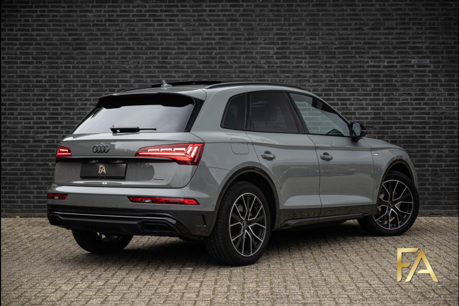 Audi Q5 50 TFSI e S edition Quantumgrey/PANO/Luchtvering/B&O