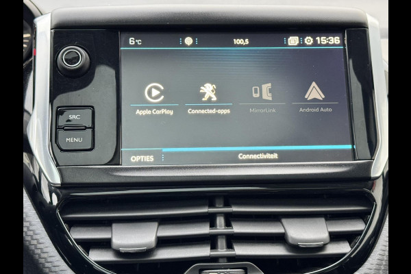 Peugeot 208 1.2 PureTech GT-line Parkeersensor plus achteruitrij camera Cruise Control Sportstoelen Apple / Android Carplay